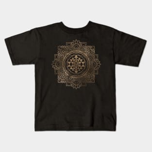 Sri Yantra  / Sri Chakra in golden lotus Kids T-Shirt